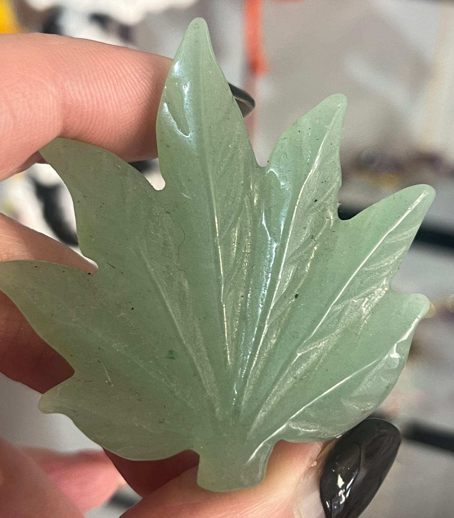 🍃 Green Aventurine Hemp Leaf Carving | Prosperity, Opportunity & Heart Energy ✨