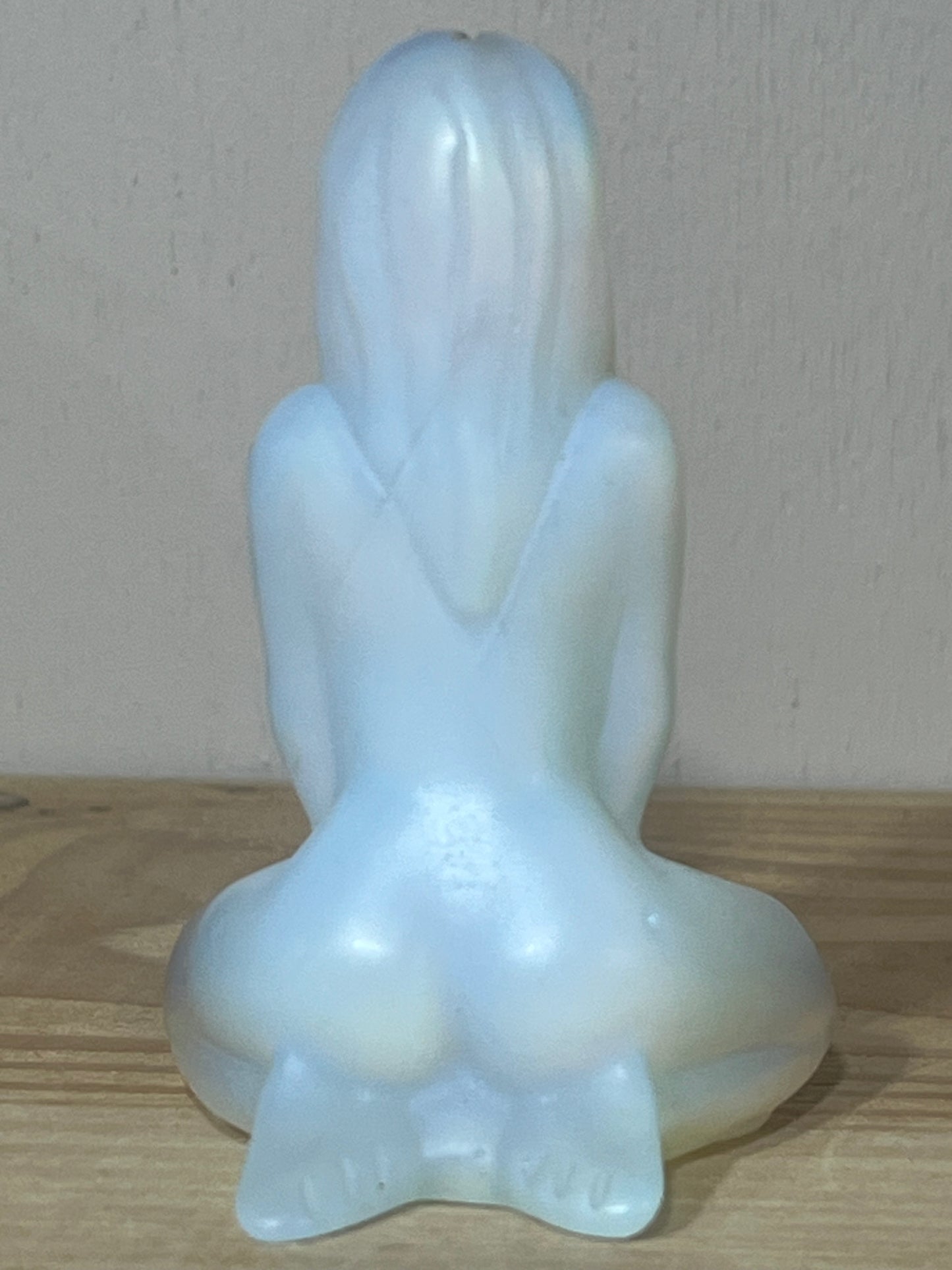 Opalite Goddess Figure – Sensual Divine Feminine Carving (8 cm)