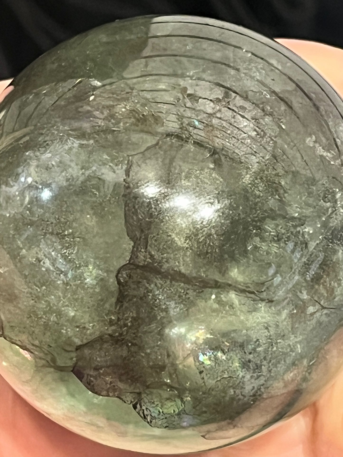 ✨ Fluorite Sphere – Rainbow Flash • Clarity • Aura Protection ✨