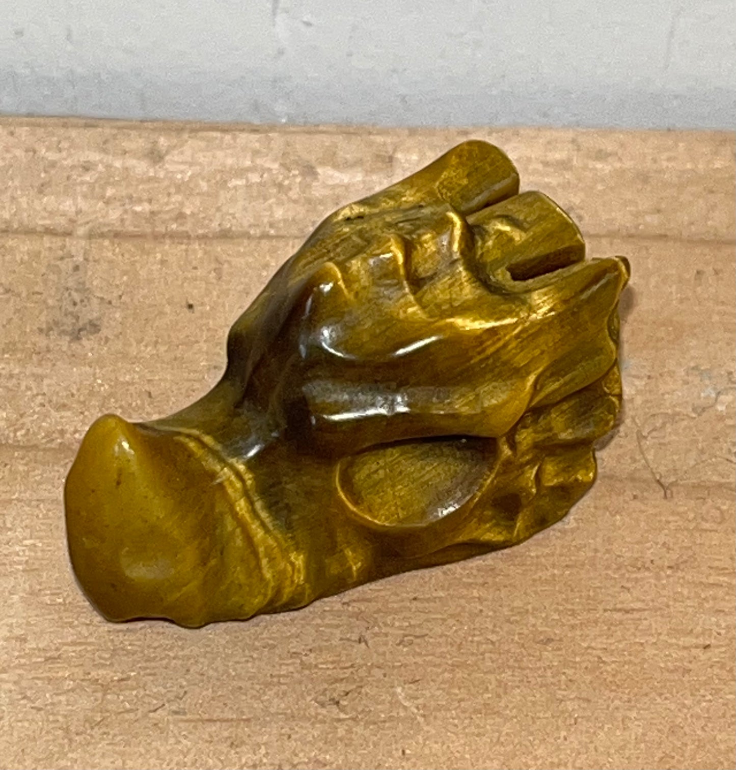 Yellow tiger eye dragon head