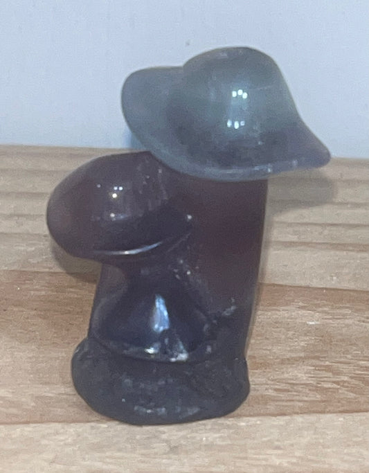 Fluorite Mushroom Companion – Emotional Soothing & Insight