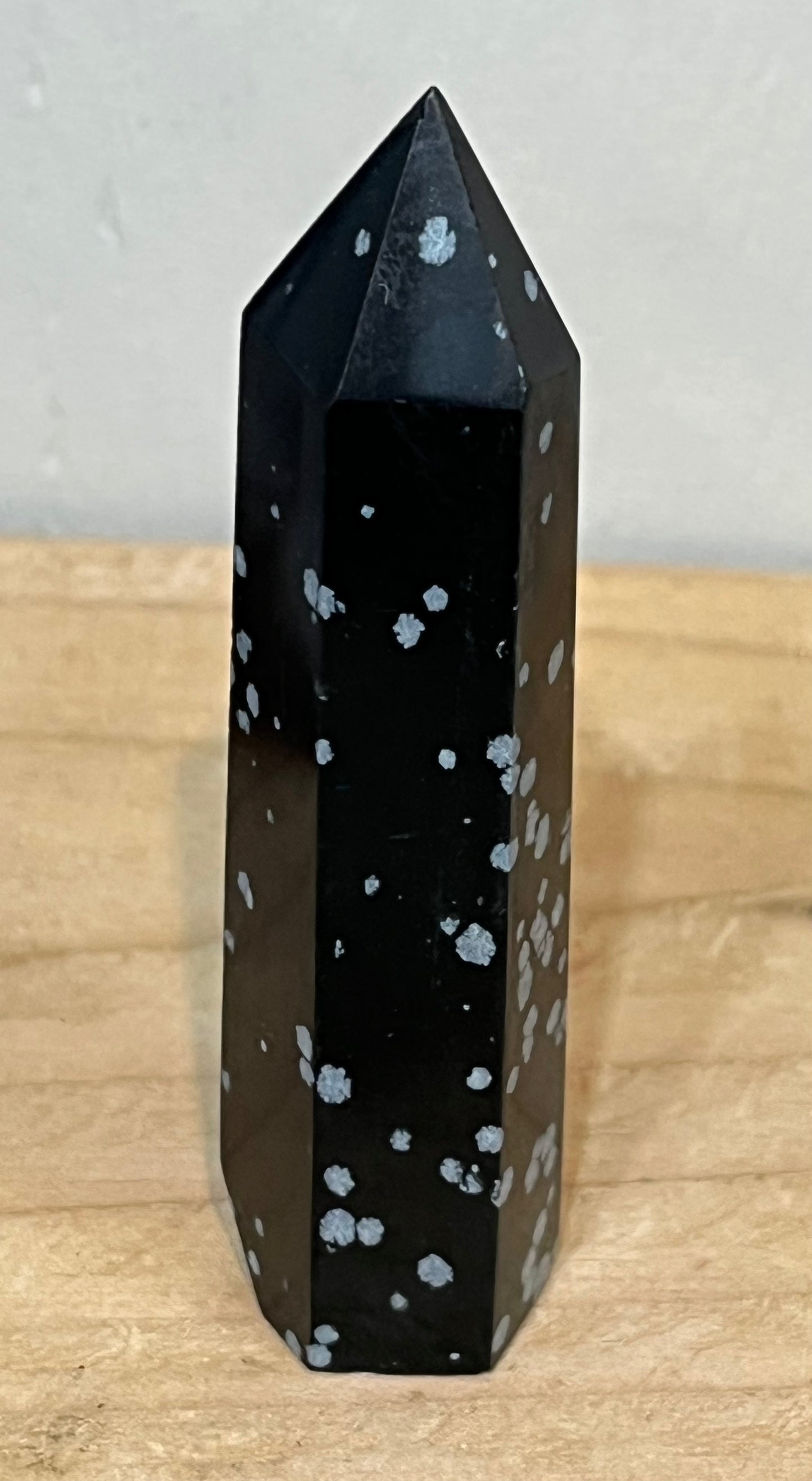 Point: Snowflake Obsidian