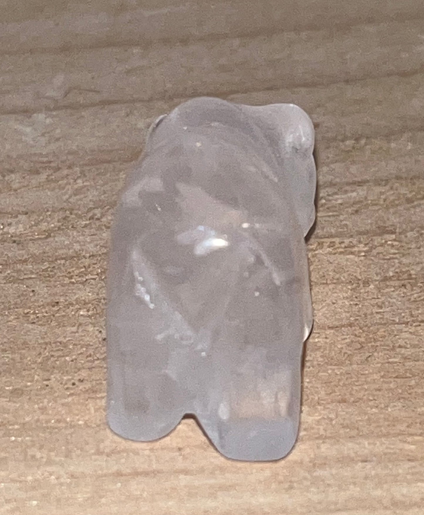 Polar bear: Rose quartz