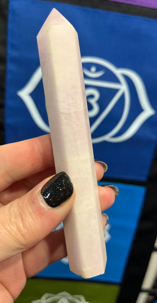 💗 Pink Opal Tower – Gentle Healing & Emotional Renewal