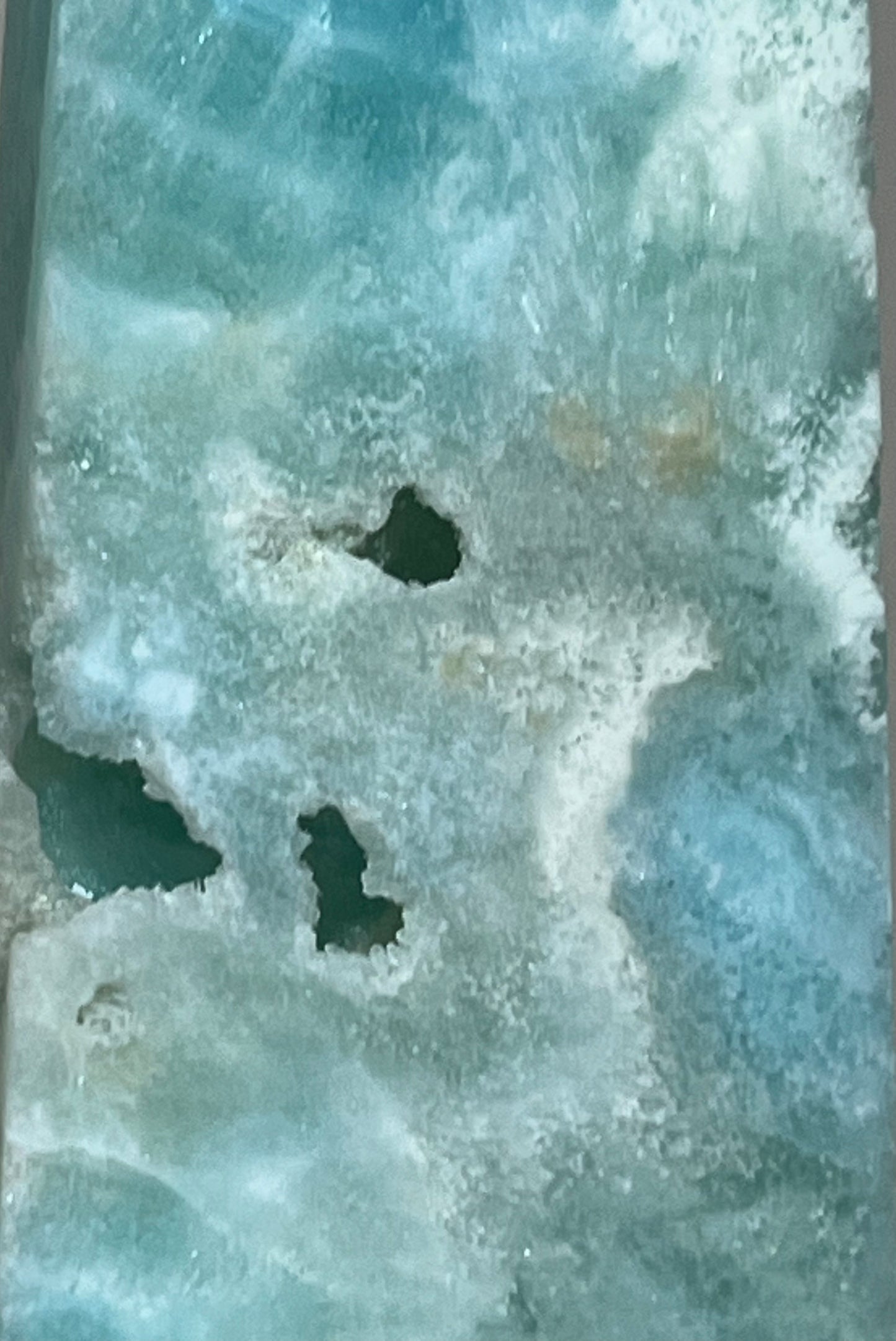 Hemimorphite – Emotional Release & Inner Calm