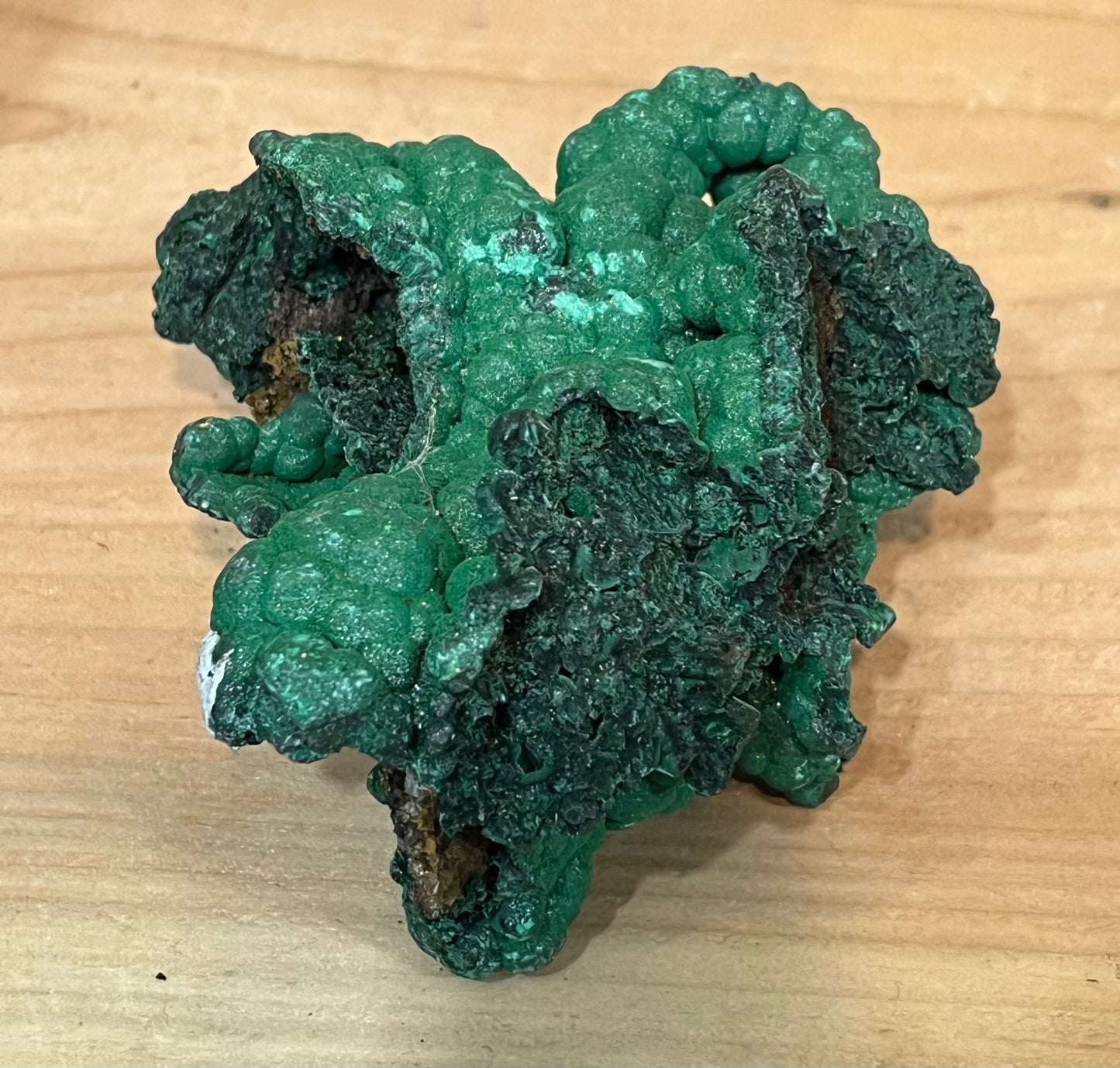 Malachite raw specimen