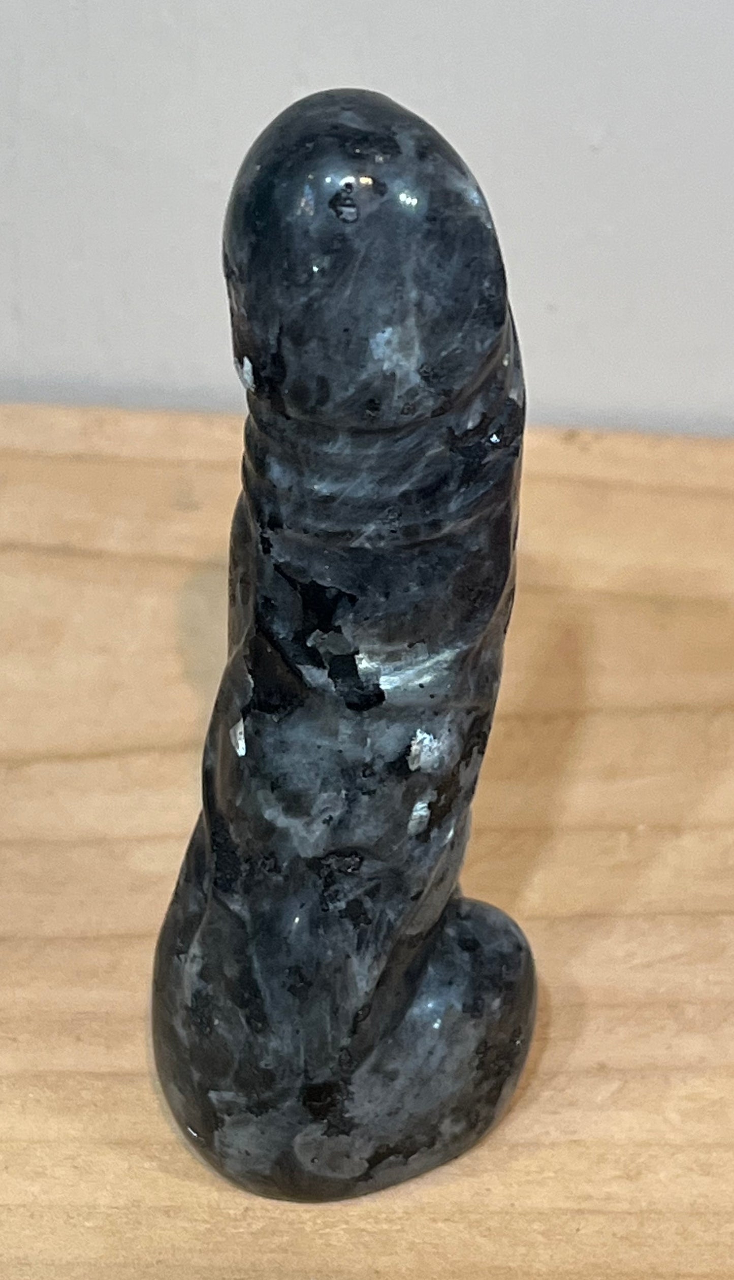 Crystal phallus: Larvakite