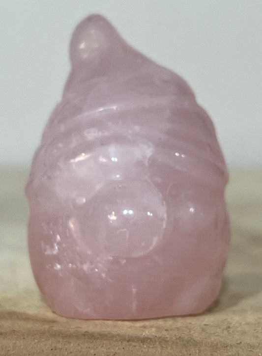 🌸 Rose Quartz Crystal Gnome – Love • Compassion • Emotional Healing