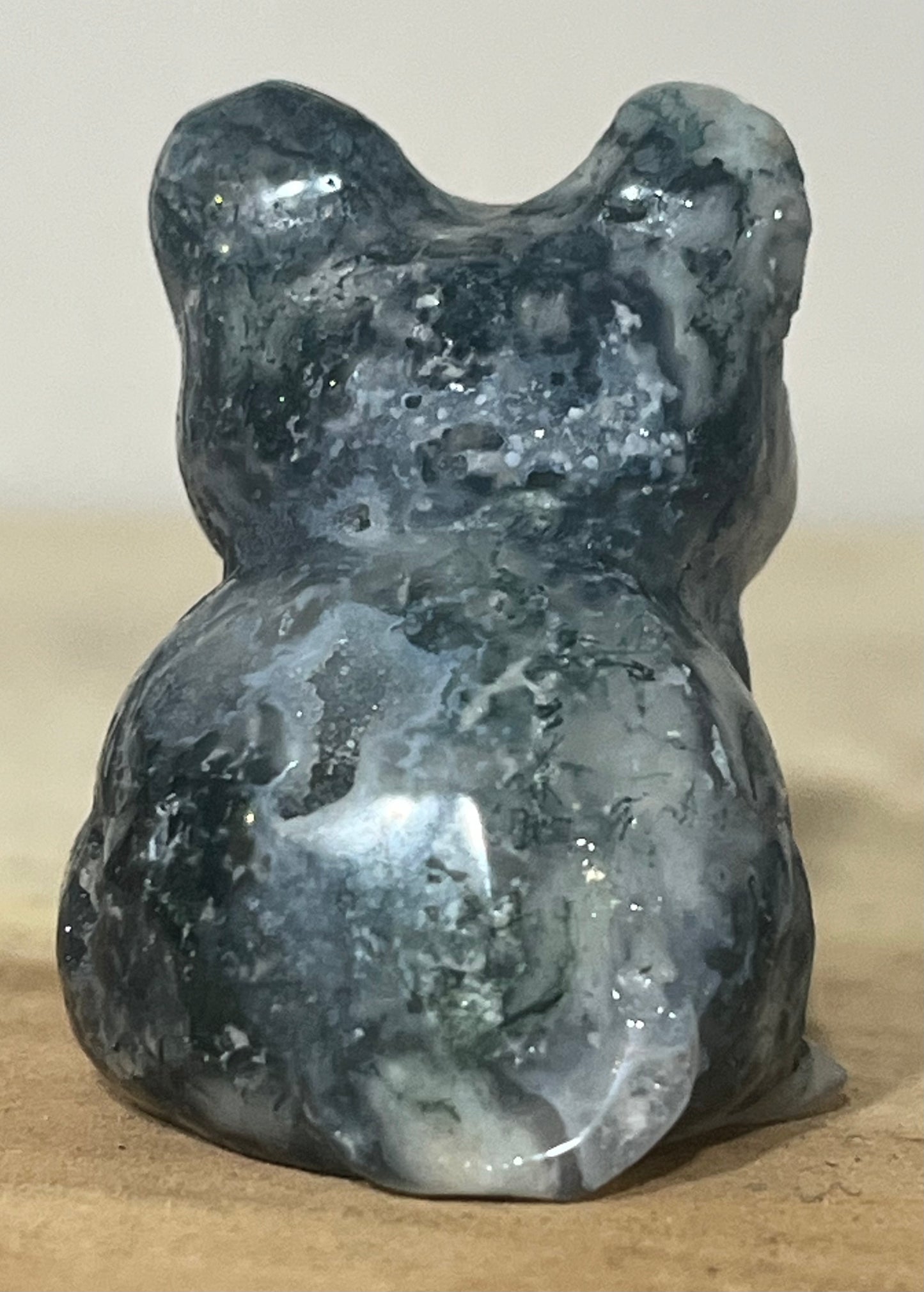 Moss Agate Cat with Druzy Pocket – Symbol of Growth, Balance & Nature’s Magic