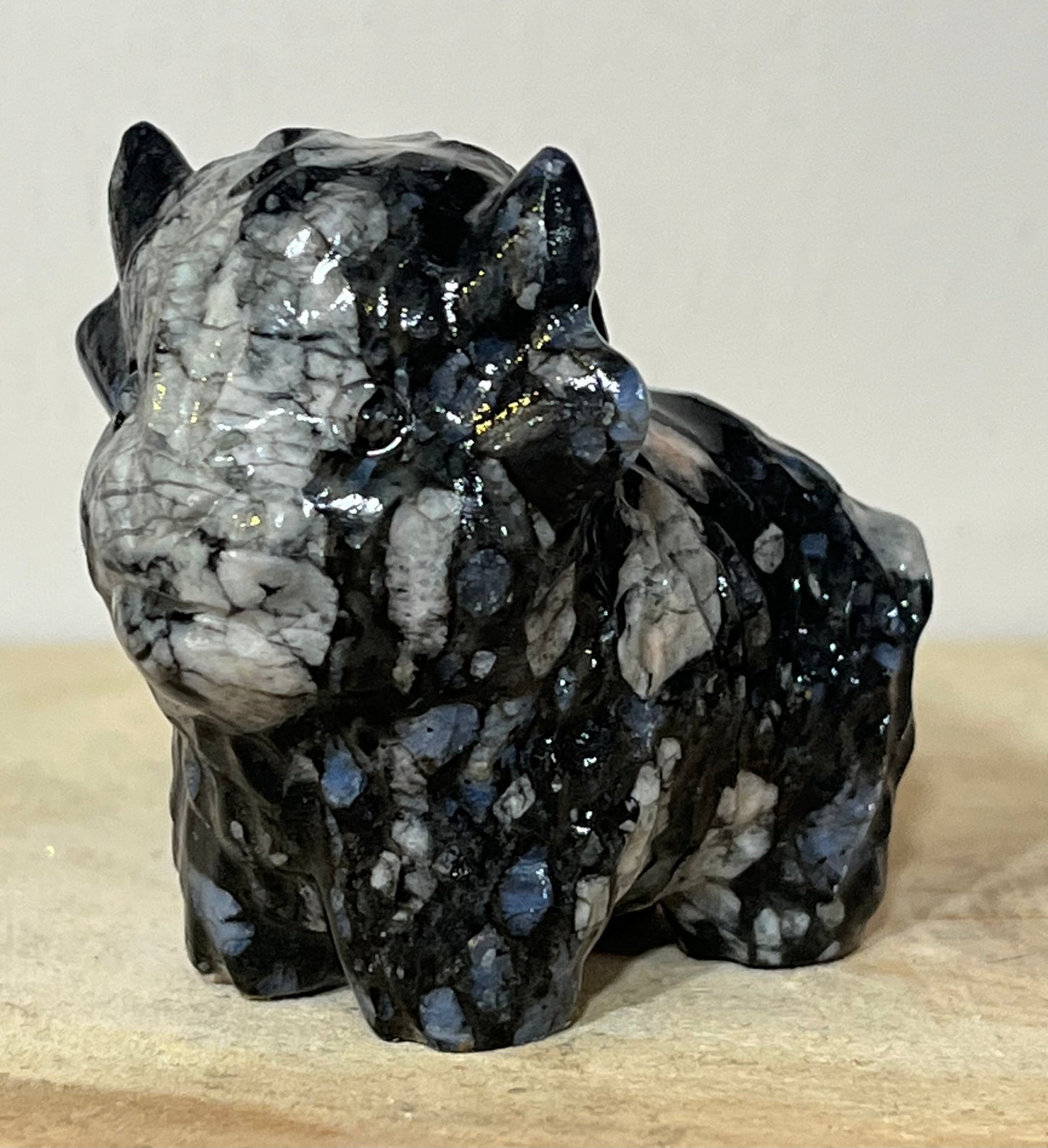 Que Sera Highland Cow – Calm, Trust & Protection