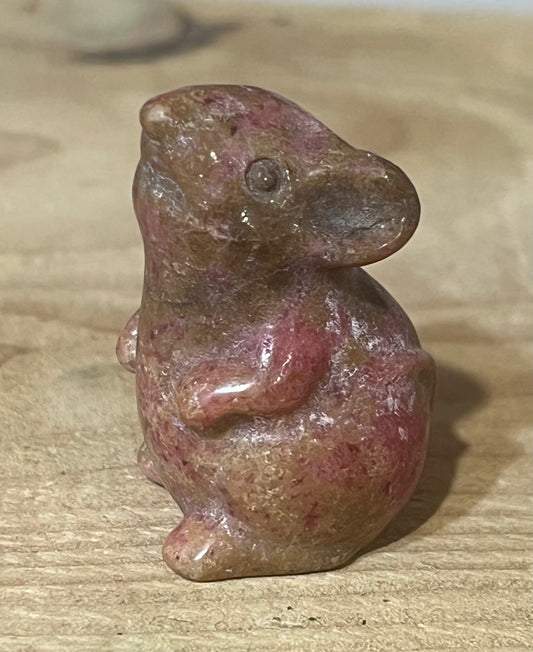 🐭 Rhodonite Mouse | Love, Healing & New Beginnings