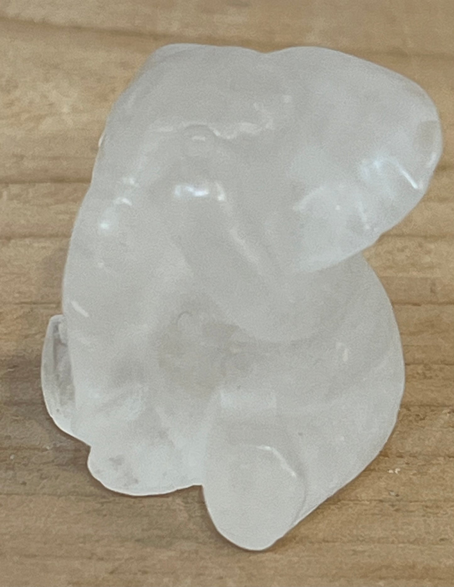 Elephant: Clear quartz