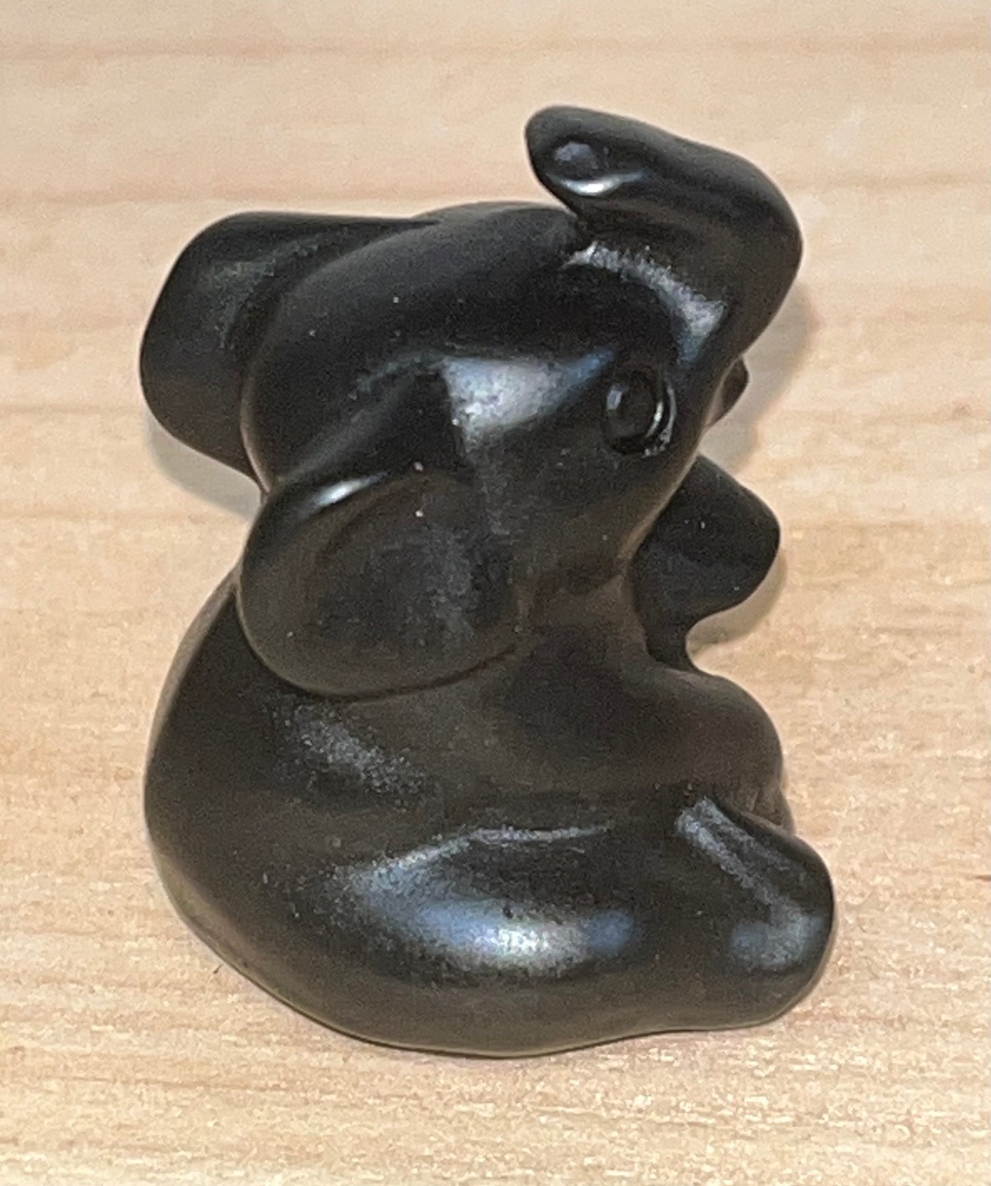 Elephant crystal carving: Obsidian