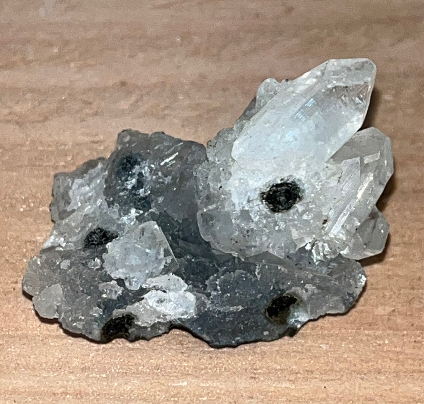 Raw crystal: Apophyllite