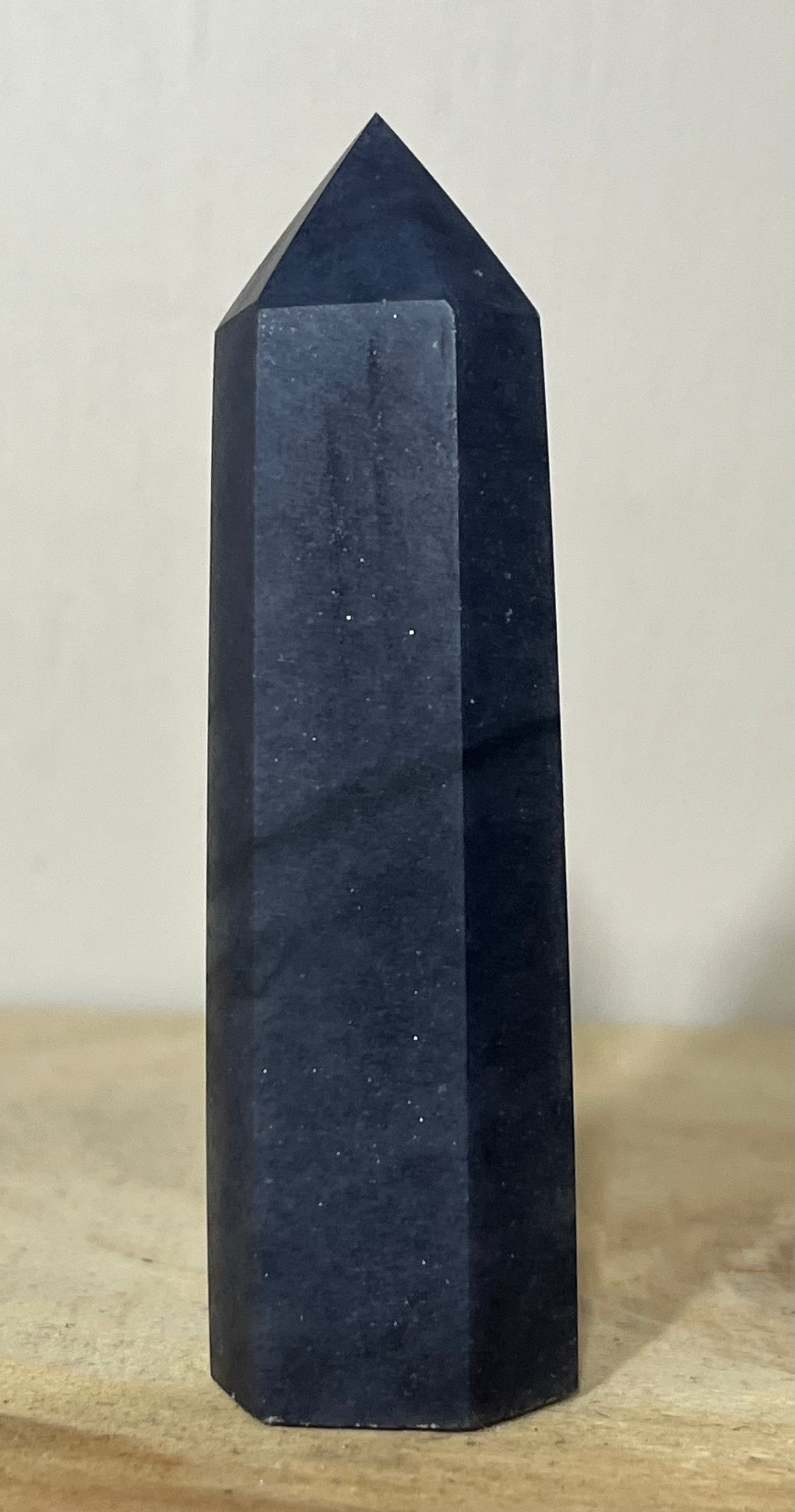 💎 Blue Aventurine – Calm • Communication • Clarity