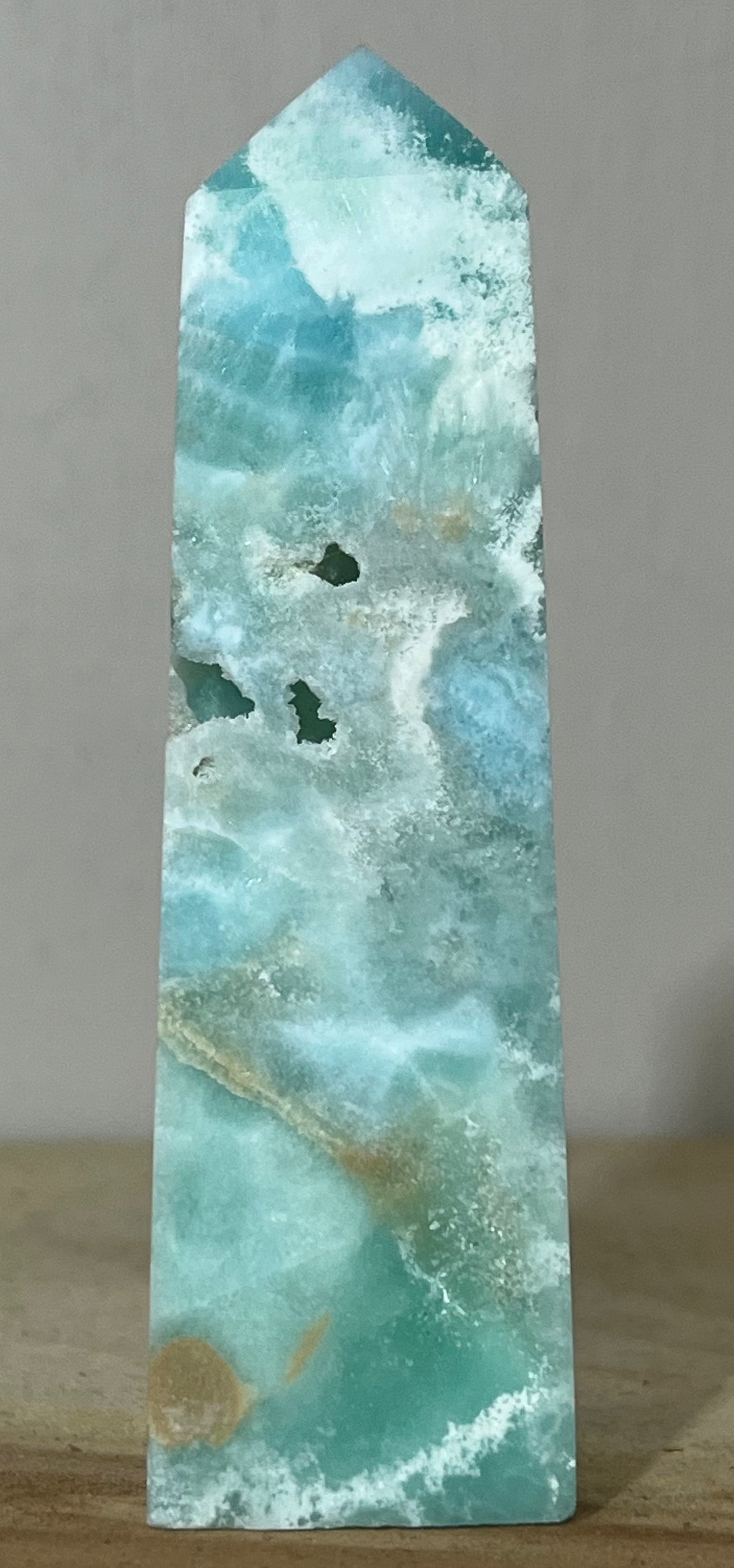 Hemimorphite – Emotional Release & Inner Calm