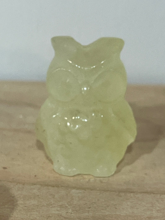 🦉 Lemon Quartz Owl – Clarity, Positivity & Spiritual Insight