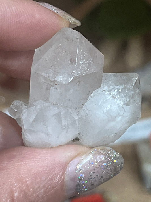 🔮 Clear Quartz Mini Cluster – Master Healer ✨
