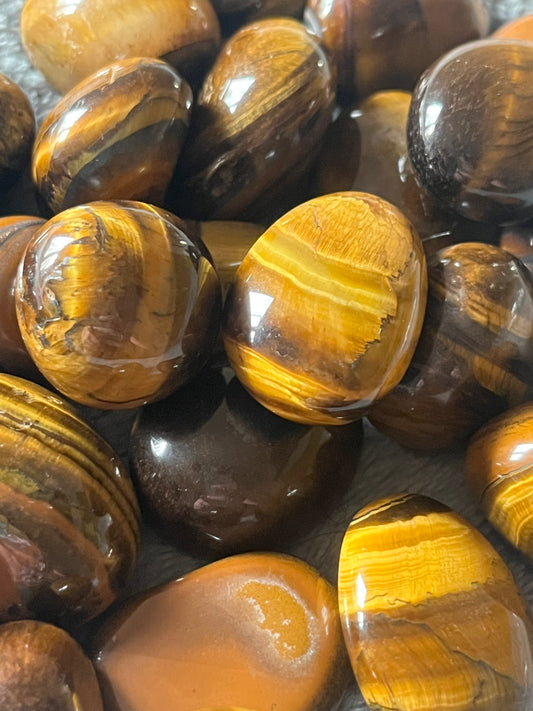 🐯 Tiger’s Eye Tumblestone – Courage & Confidence (1 Picked at Random)