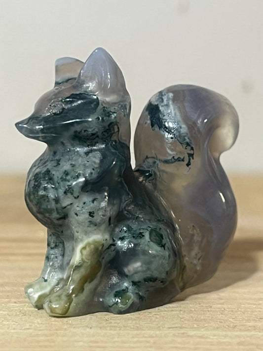 Moss Agate Fox | Growth & New Beginnings | 3.5cm | 22g 🦊💚✨