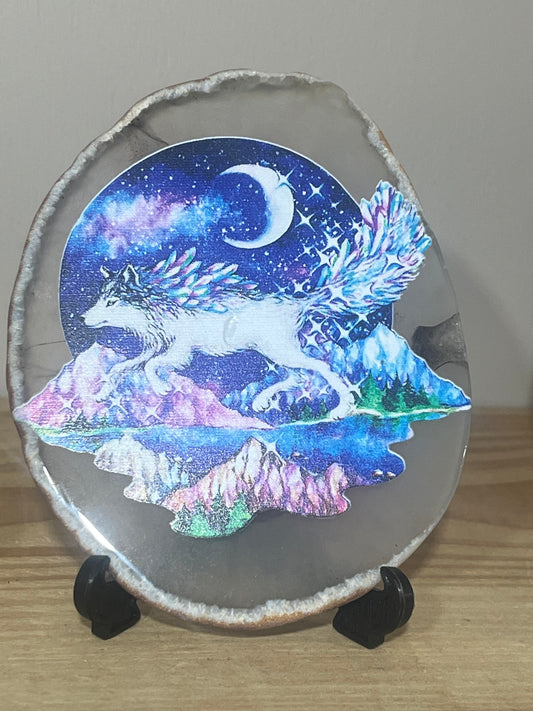 🌙 Moonlit Spirit Wolf Agate Display Plaque 🐺
Intuition • Guidance • Inner Strength