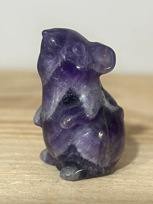 🐭 Chevron Amethyst Mouse Carving
Intuition • Wisdom • Resourcefulness