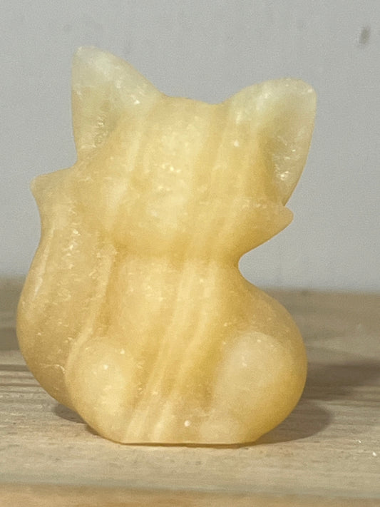 🦊 Calcite Fox Carving
Clarity • Motivation • Positive Energy