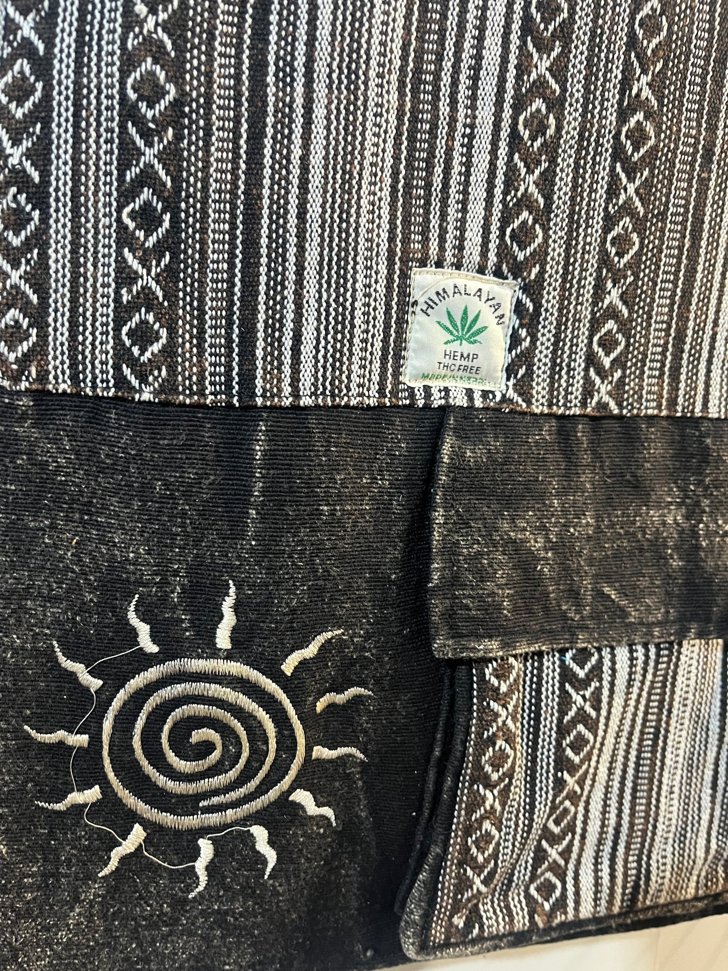☀️🖤 Handmade Himalayan Sun Embroidered Messenger Bag – Black & White